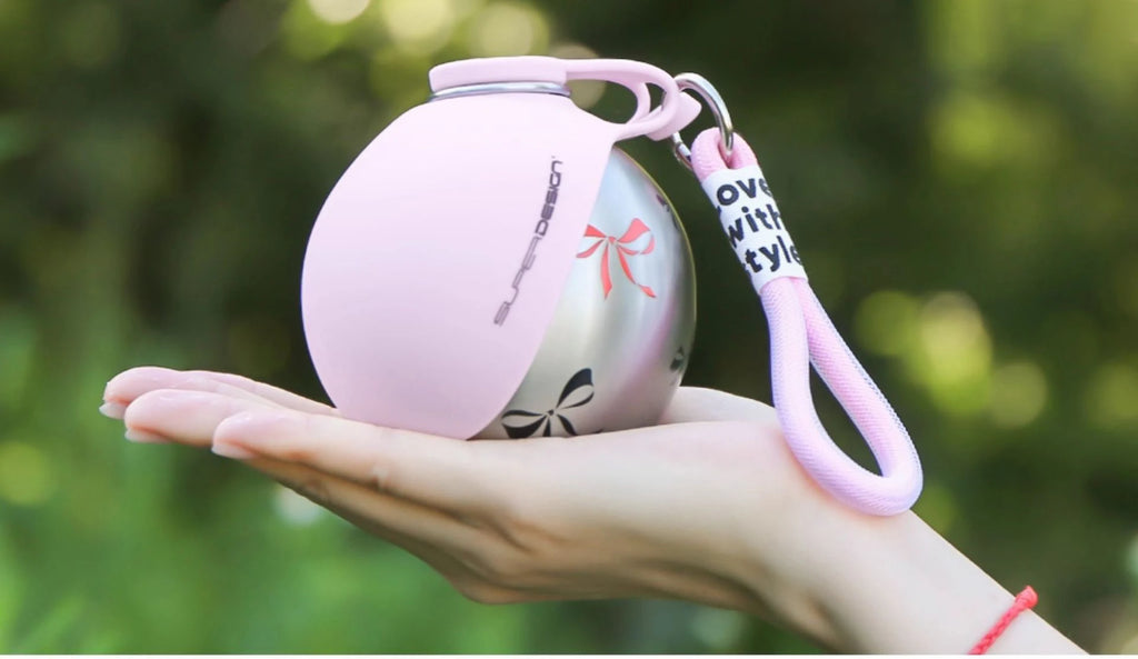 Portable Outdoor Pet Stainless Steel Water Cup Dog Water Bottle with Bowl for Cat 304 Stainless Steel Safe Food-Grade Silicone